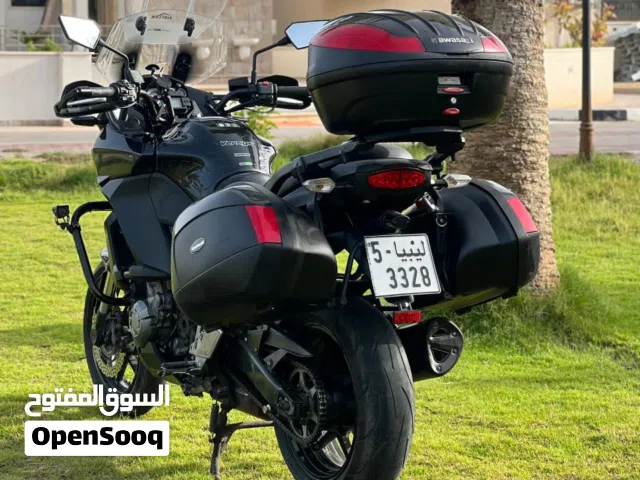 كاوازاكي ادفنشر 1000