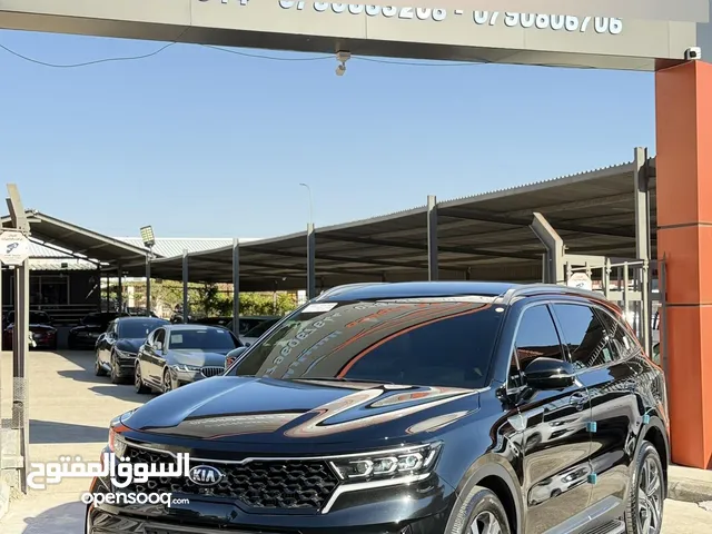 كيا سورينتو 2021 هايبرد فل اضافات بريميوم بلس برستيج اعلى صنف لون اسود بحالة الوكالة