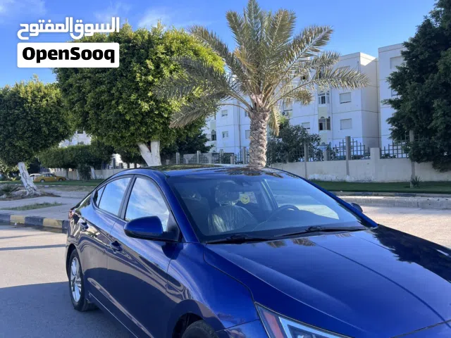 2020 هيونداي النترا GL