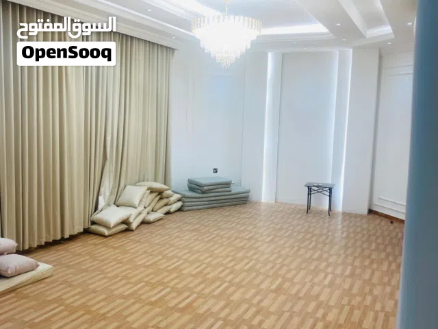 فيلا تجاريه للايجار