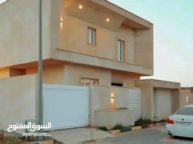 185 m2 3 Bedrooms Villa for Sale in Tripoli Salah Al-Din