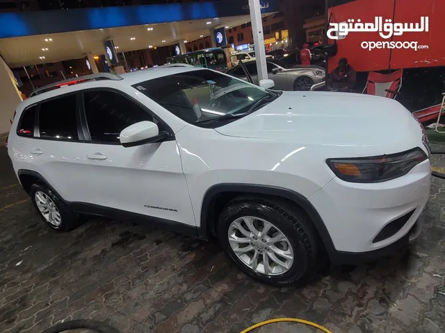 Used Jeep Cherokee in Sharjah