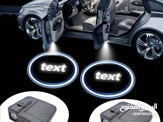 بروجكتر يركب على باب الباب يظهر شعار السيارة على الأرض