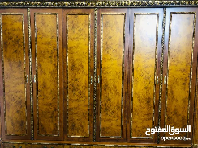 URGENT SALE! 6 DOOR WARDROBE WITH 3 DRAWERS, SUPER STRONG, HIGH QUALITY AND UNIQUE DESIGN.