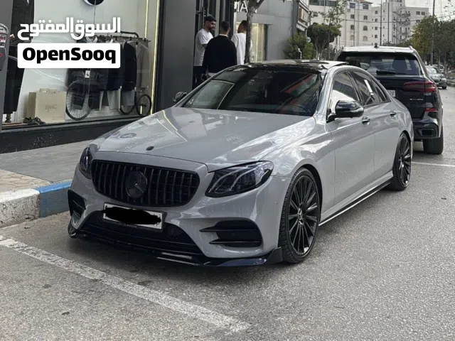 2020 مرسيدس بنز الفئة-E Standard