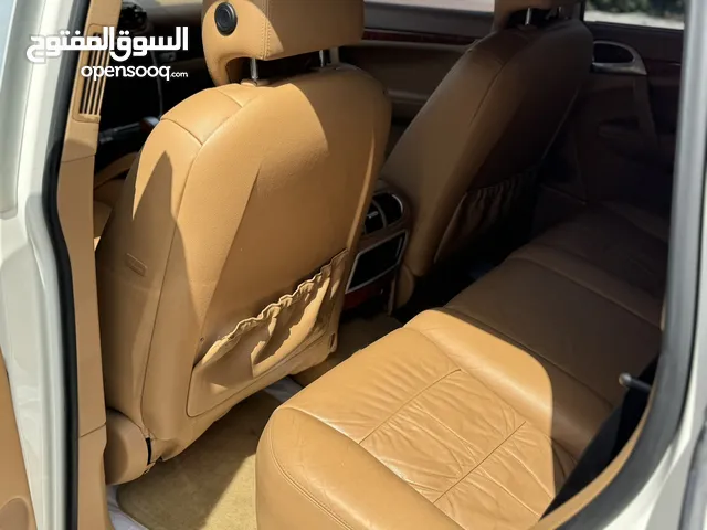 Porsche Cayenne Cayenne in Mubarak Al-Kabeer