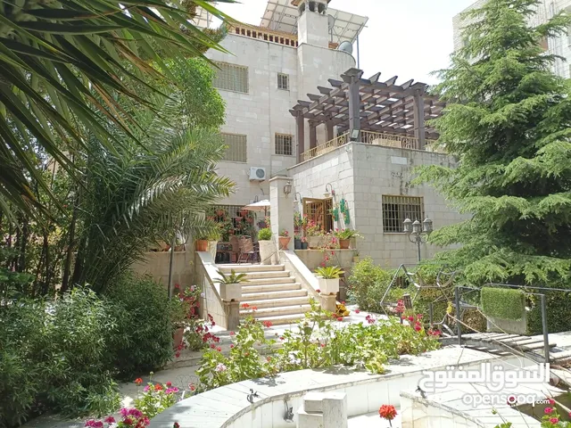 600 m2 4 Bedrooms Villa for Sale in Irbid Al Hay Al Sharqy