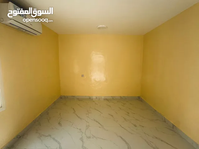 بيت عربي نضيف جدا  في منطقة البستان حيث وسط المدينة
