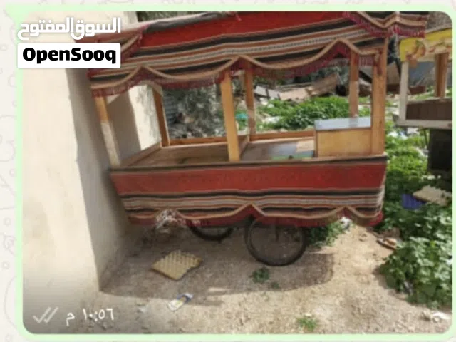 عربانه اكل متحركه للبيع لبيع صندويش سناكات  او كعك