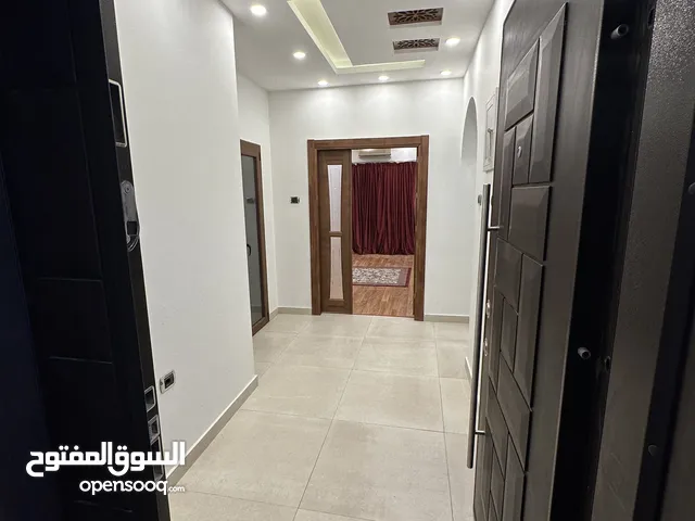 500 m2 4 Bedrooms Apartments for Rent in Tripoli Omar Al-Mukhtar Rd