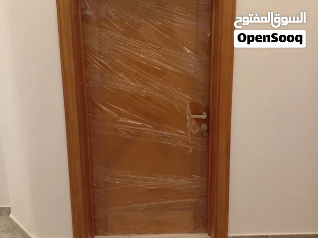أبواب داخلية صناعه محلية / خدمة حسب الطلب