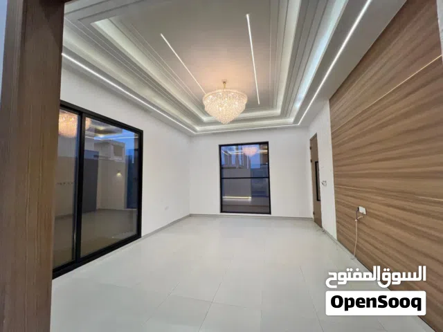 فيلا فاخرة للبيع في الزاهية  5 غرف ماستر  تصميم راقي + شلالات  سعر مغري  Luxury Villa for