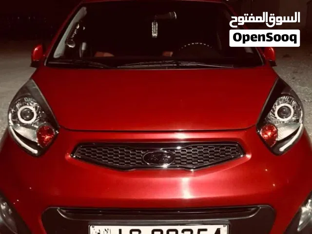 2014 كيا بيكانتو Standard