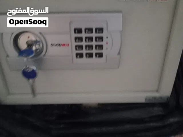قاصة بحالة ممتازة