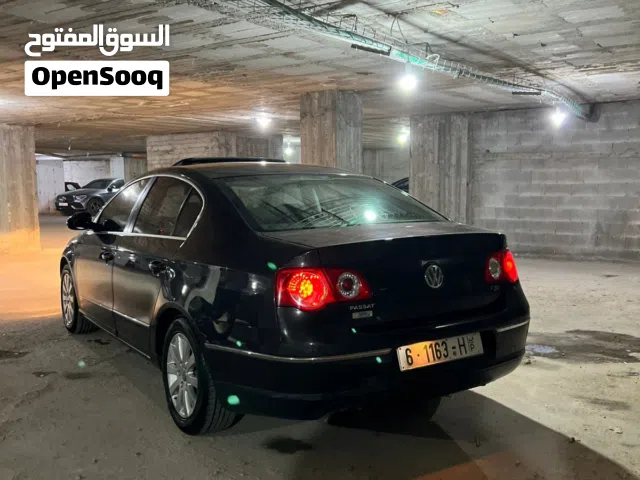 2010 فولكسفاغن باسات Standard