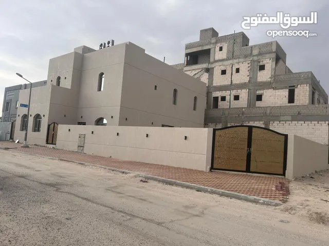 600 m2 5 Bedrooms Townhouse for Sale in Al Ahmadi Wafra residential
