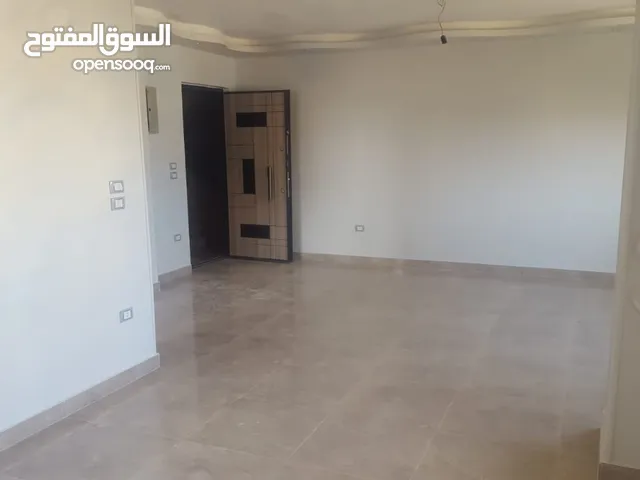 280 m2 4 Bedrooms Apartments for Rent in Giza 6th of October