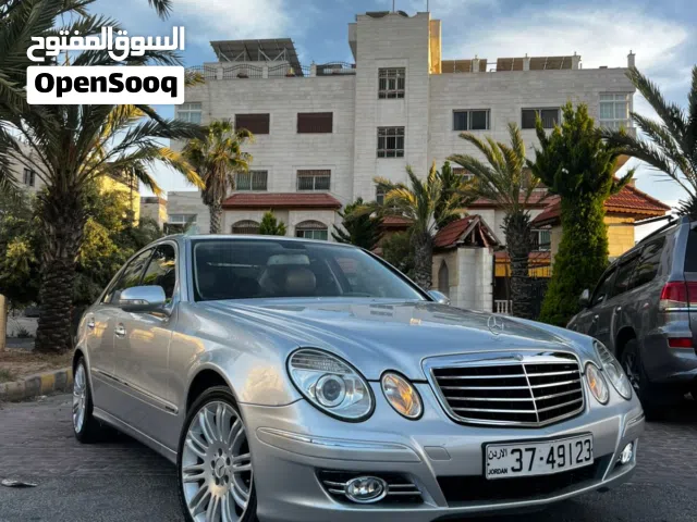 2009 مرسيدس بنز الفئة-E E 200