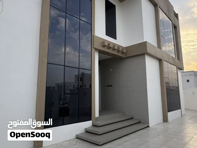 430 m2 More than 6 bedrooms Villa for Sale in Muscat Al Maabilah
