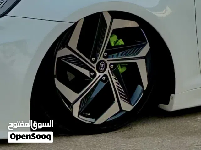 جنط كوري اصلي بحاله الوكاله قياس 19 مع كوشوك بسعر حرق