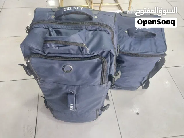 طقم شنتات سفر حقيبه سفر نوع DELSEY  جديد.غير مستعمل عدد 2 صنع فرنسا نوع ممتاز وجدا رائع واقي للماء