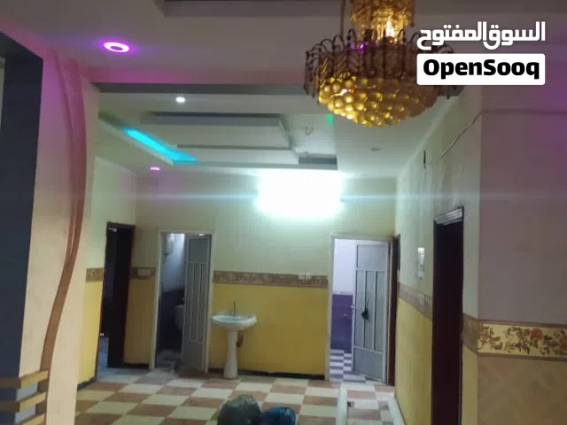 400 m2 More than 6 bedrooms Villa for Rent in Aden Other