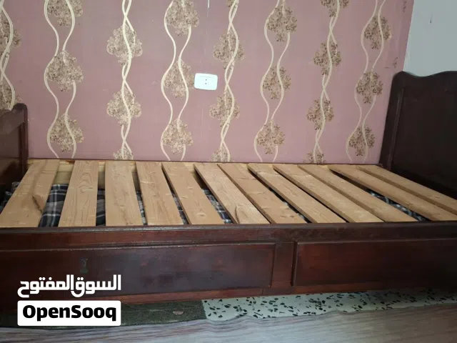 3أسره للبيع