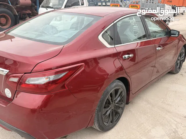 نيسان التيما