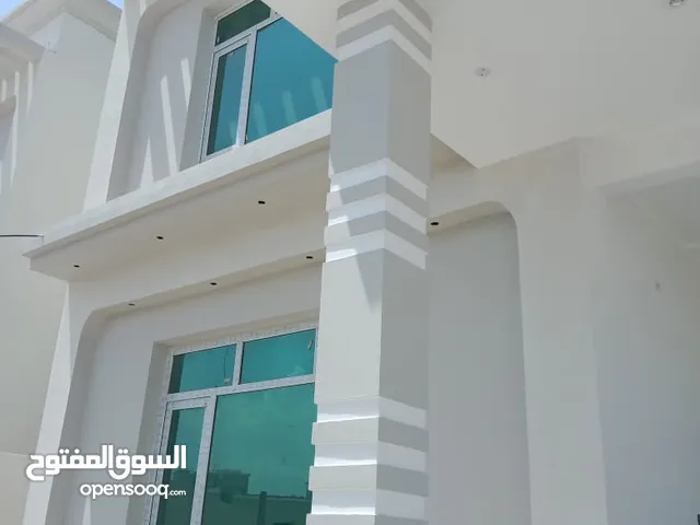 360m2 4 Bedrooms Villa for Sale in Muscat Al Khoud