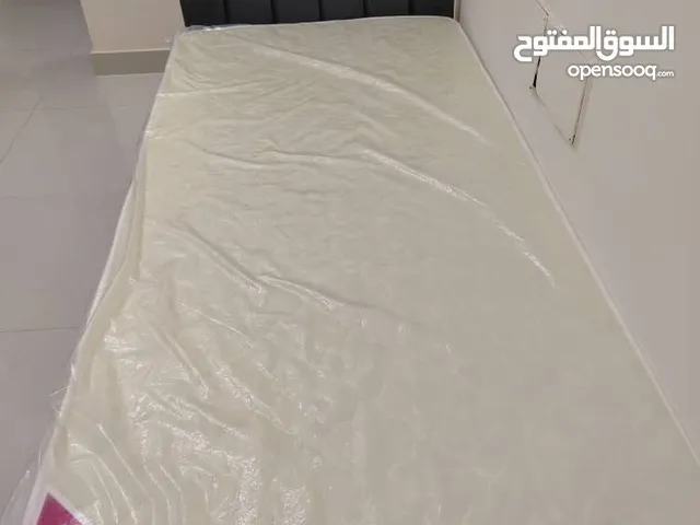 سراير للبيع