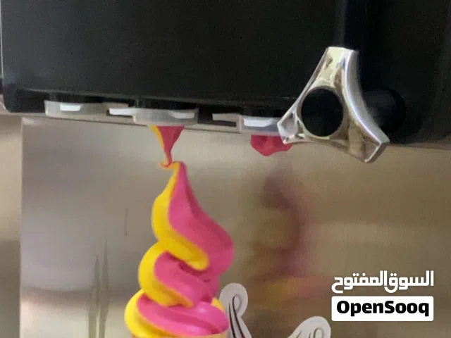 ثلاجة ايسكريم للبيع