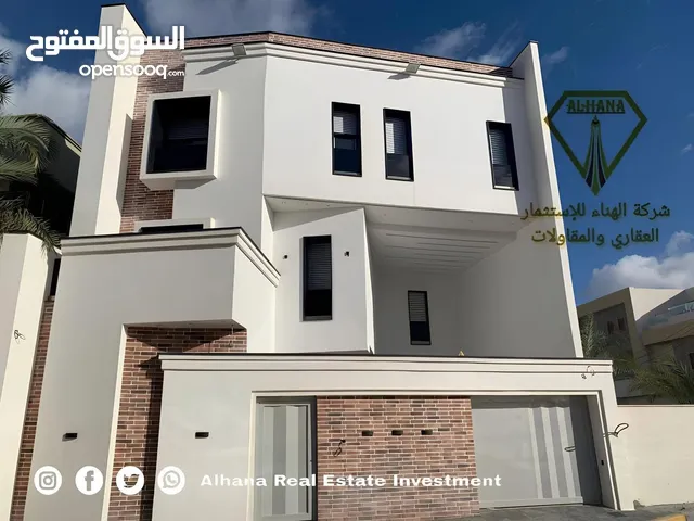 470 m2 More than 6 bedrooms Villa for Sale in Tripoli Souq Al-Juma'a
