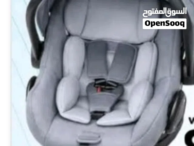 كرسي سيارة للأطفال جديد