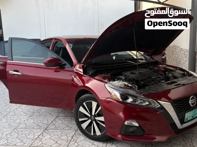 Used Nissan Altima in Muscat