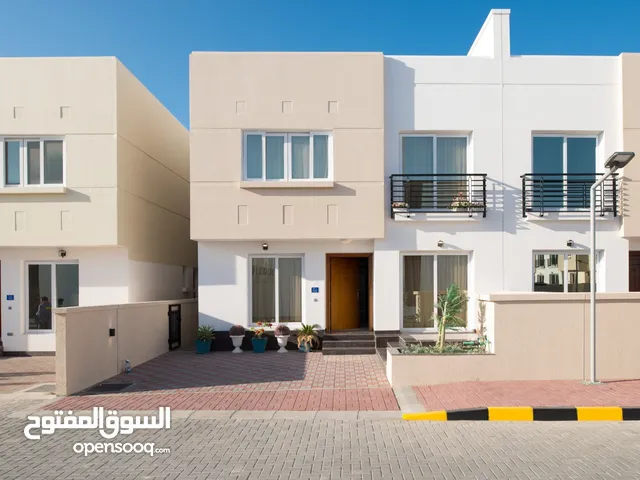 240 m2 5 Bedrooms Villa for Sale in Al Batinah Al Rumais