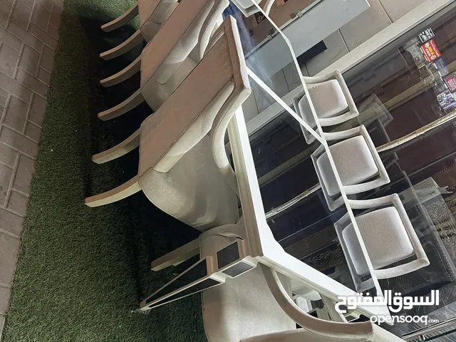 Dining table, 8 chair for sale