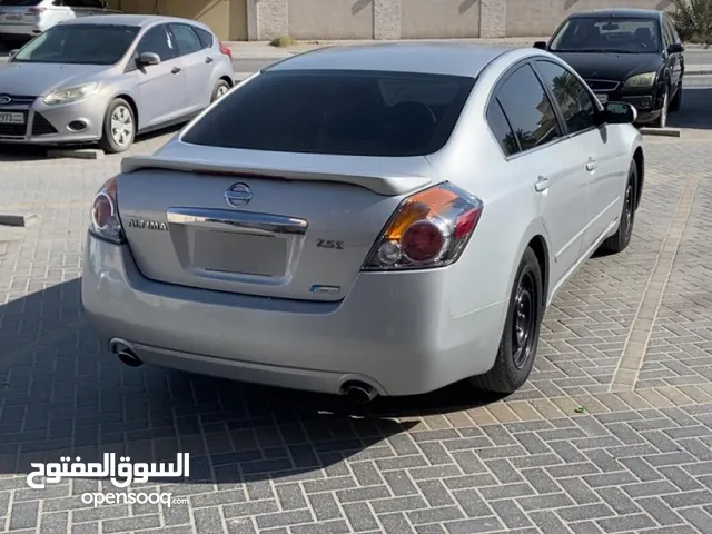 نيسان التيما موديل 2010 للبيع