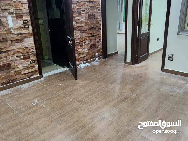 للإيجار الإداري المتميز بالمنصورة (شارع الجيش)