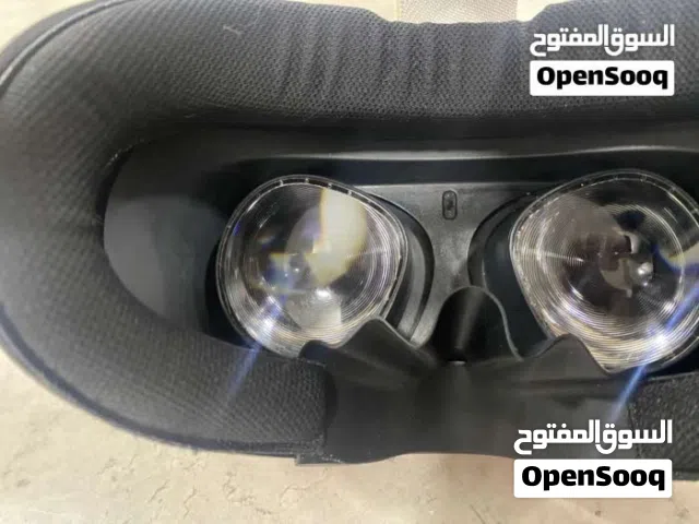VR meta quest east 2 نظارة الواقع الافتراضي يجي معاها كفار حمايه الرأس واليدات وستاند واقي 256 قيقا