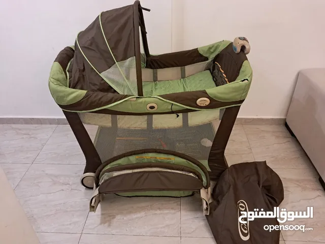 تخت اطفال من جراكو Graco pack and play