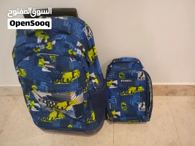 حقيبة كتب مع عجلات وحقيبة طعام ماركة GABOL  الاسبانية نوعية ممتازة وبحالة جيدة جدا
