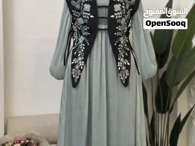 فستان ويه توب