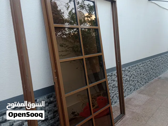 باب ألمونيوم سحاب