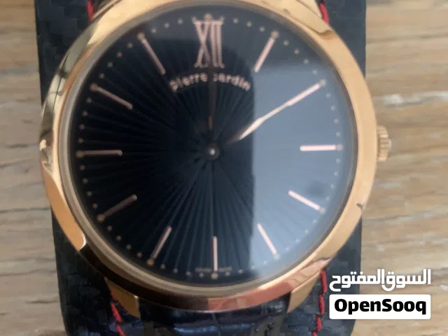 ساعة بيير كارديان مميزة جدا وشبه جديدة وعلى الفحص وين ما بدك