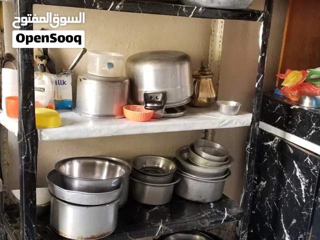 رفوف اغراض المطبخ