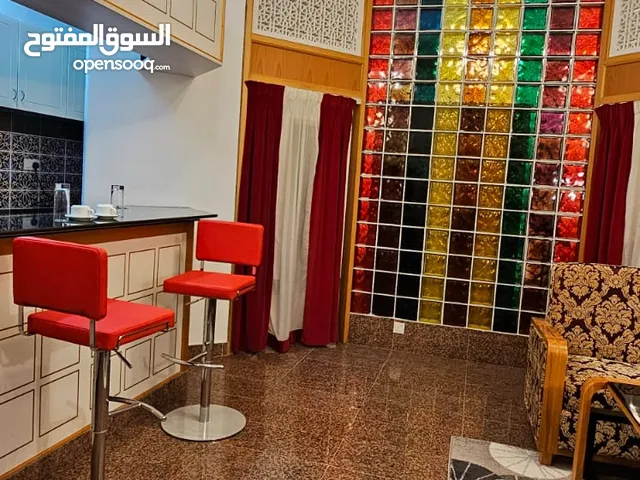 شقة مفروشة للإيجار اليومي والشهري في القرم - موقع راق وقريب من البحر بأسعار مميزة
