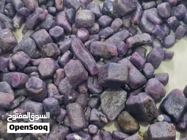 احجار كريمه