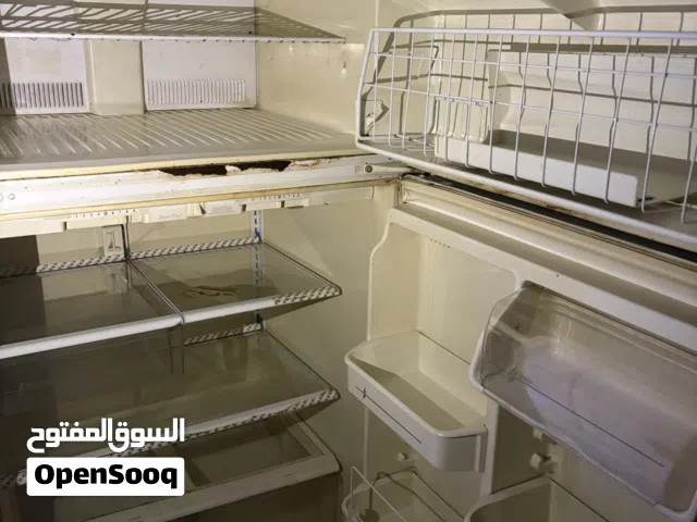 ثلاجة  للبيع