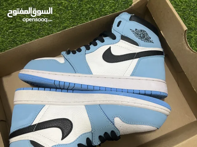 38 Sport Shoes in Al Jahra