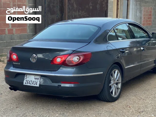 Used Volkswagen Passat in Tripoli